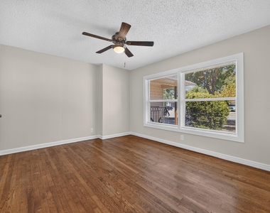 2358 Norwood Drive - Photo Thumbnail 16