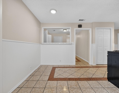 2358 Norwood Drive - Photo Thumbnail 9