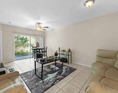 1165 Golden Lakes Boulevard - Photo Thumbnail 11