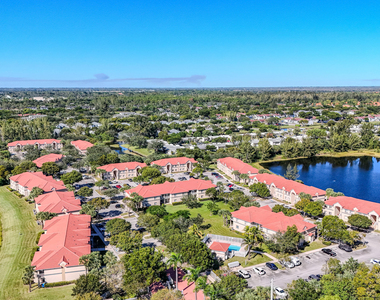 1165 Golden Lakes Boulevard - Photo Thumbnail 39