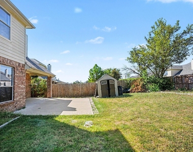 3023 Riverwood Lane - Photo Thumbnail 22