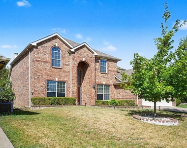 3023 Riverwood Lane - Photo Thumbnail 24