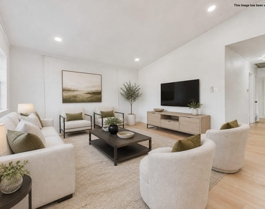 1105 W White Avenue - Photo Thumbnail 1