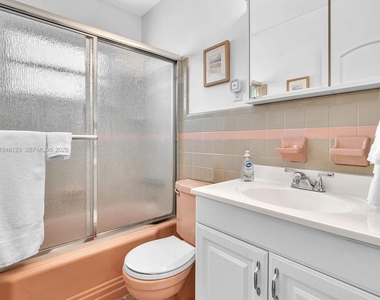 2539 Cleveland Street - Photo Thumbnail 14