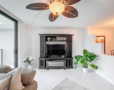 1101 River Reach Drive - Photo Thumbnail 25
