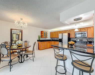 1101 River Reach Drive - Photo Thumbnail 31