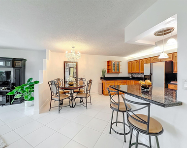 1101 River Reach Drive - Photo Thumbnail 27