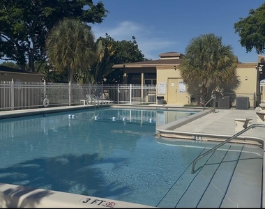 3031 E Missionwood Lane - Photo Thumbnail 14