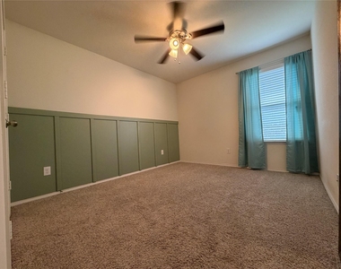 14525 Serrano Ridge Road - Photo Thumbnail 10