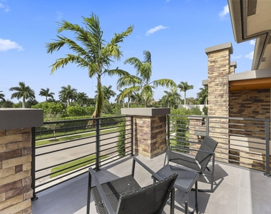 10432 N Lago Vista Circle - Photo Thumbnail 25