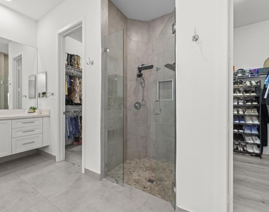 10432 N Lago Vista Circle - Photo Thumbnail 18