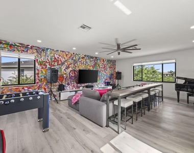10432 N Lago Vista Circle - Photo Thumbnail 19