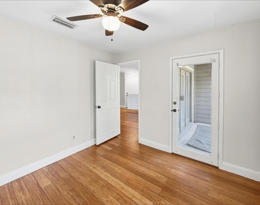 1108 Quail Valley Lane - Photo Thumbnail 11
