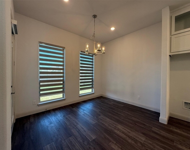 14697 Valley Trail - Photo Thumbnail 8