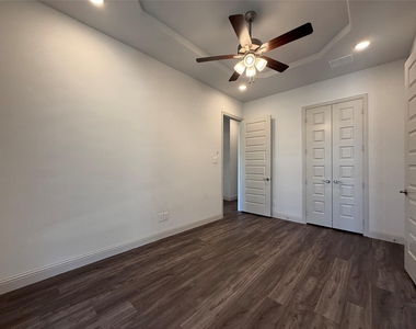 14697 Valley Trail - Photo Thumbnail 13
