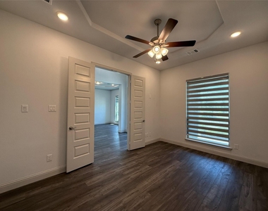 14697 Valley Trail - Photo Thumbnail 14