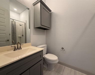14697 Valley Trail - Photo Thumbnail 32
