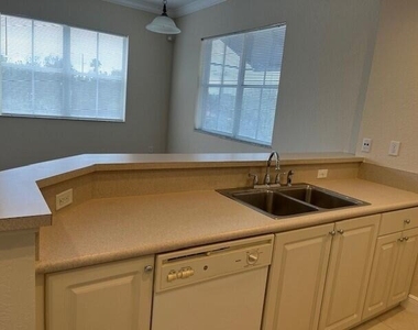 4620 Pga Boulevard - Photo Thumbnail 2