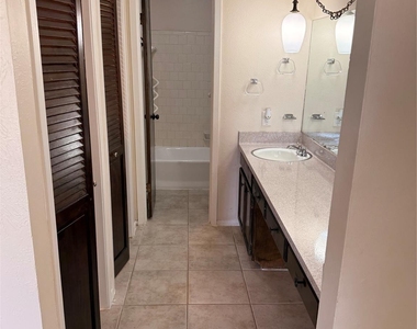 4113 Alta Mesa Boulevard - Photo Thumbnail 14