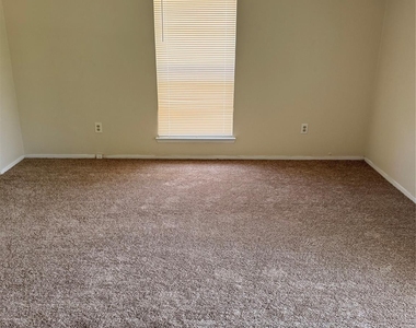 4113 Alta Mesa Boulevard - Photo Thumbnail 13