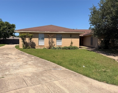 4113 Alta Mesa Boulevard - Photo Thumbnail 1