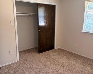 4113 Alta Mesa Boulevard - Photo Thumbnail 18
