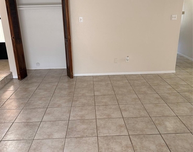 4113 Alta Mesa Boulevard - Photo Thumbnail 7