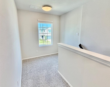 725 Santa Lucia Drive - Photo Thumbnail 17