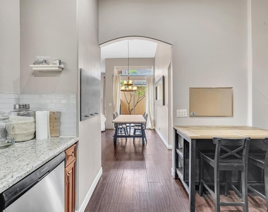 5828 Nw 121st Avenue - Photo Thumbnail 20