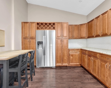 5828 Nw 121st Avenue - Photo Thumbnail 18