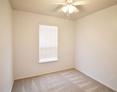 2139 Mossbrook Drive - Photo Thumbnail 18