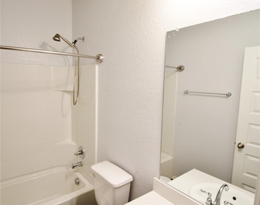 2139 Mossbrook Drive - Photo Thumbnail 20
