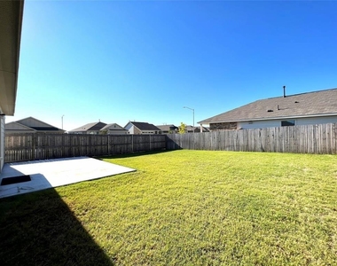 213 Anvil Drive - Photo Thumbnail 12