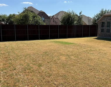 700 Shrewsbury Place - Photo Thumbnail 23