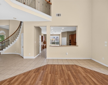 8701 Mandevilla Drive - Photo Thumbnail 10