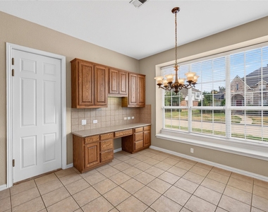 8701 Mandevilla Drive - Photo Thumbnail 12