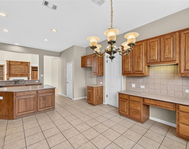 8701 Mandevilla Drive - Photo Thumbnail 13