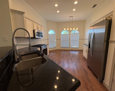 3037 Wren Lane - Photo Thumbnail 7