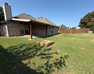 3037 Wren Lane - Photo Thumbnail 21