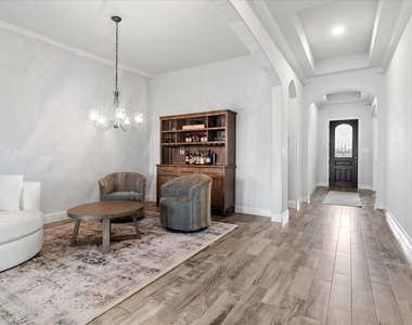 1113 Indigo Creek Way - Photo Thumbnail 3