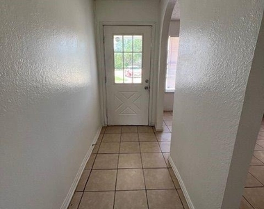 4826 Stonecrest Court - Photo Thumbnail 2