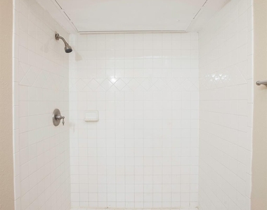 5308 Gates Drive - Photo Thumbnail 30