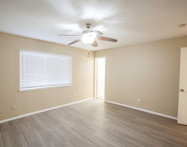 5308 Gates Drive - Photo Thumbnail 27