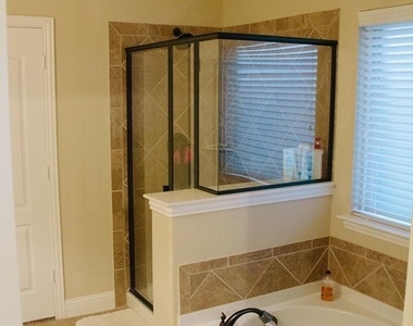 3501 Holly Road - Photo Thumbnail 10