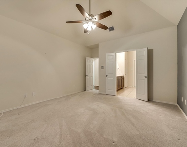 1208 Villa Paloma Boulevard - Photo Thumbnail 19