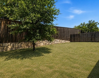 2380 Willard Way - Photo Thumbnail 3