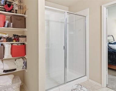 2380 Willard Way - Photo Thumbnail 23