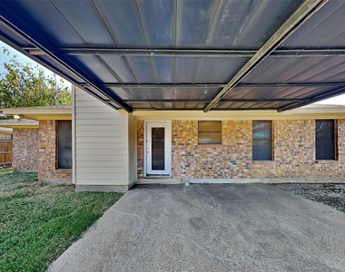 1112 Colony Street - Photo Thumbnail 16