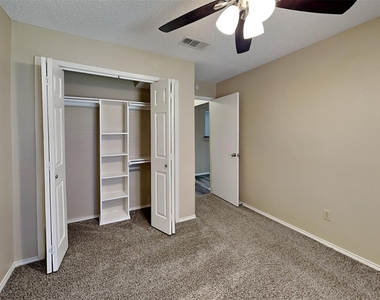 1112 Colony Street - Photo Thumbnail 14