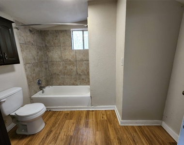 508 Acme Street - Photo Thumbnail 11